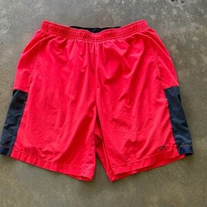 ⭐️5 for $20⭐️ Gap fit men's athletic shorts- S